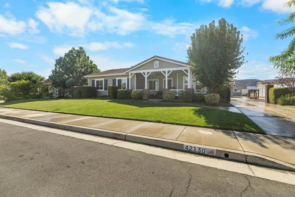 42130 Wagon Wheel, Murrieta, CA — listing photo 1