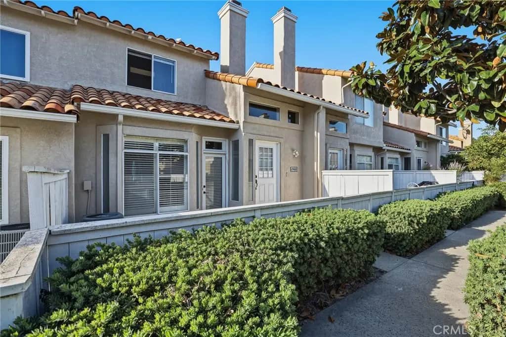 27422 Iris Avenue, Mission Viejo, CA — listing photo 1