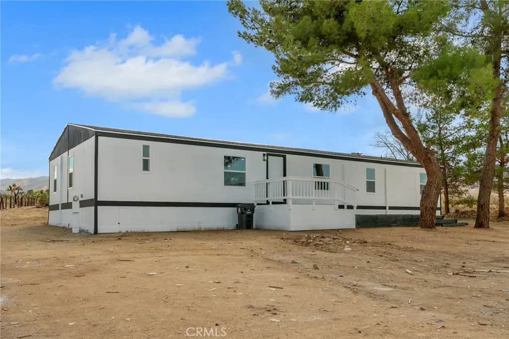 1563 Mono Road, Pinon Hills, CA — listing photo 1