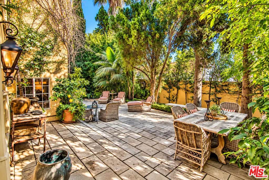2022 Whitley Avenue, Los Angeles, CA — listing photo 1
