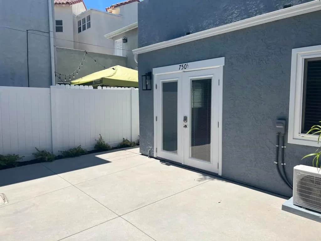 750.5 E Avenue, Coronado, CA — listing photo 1