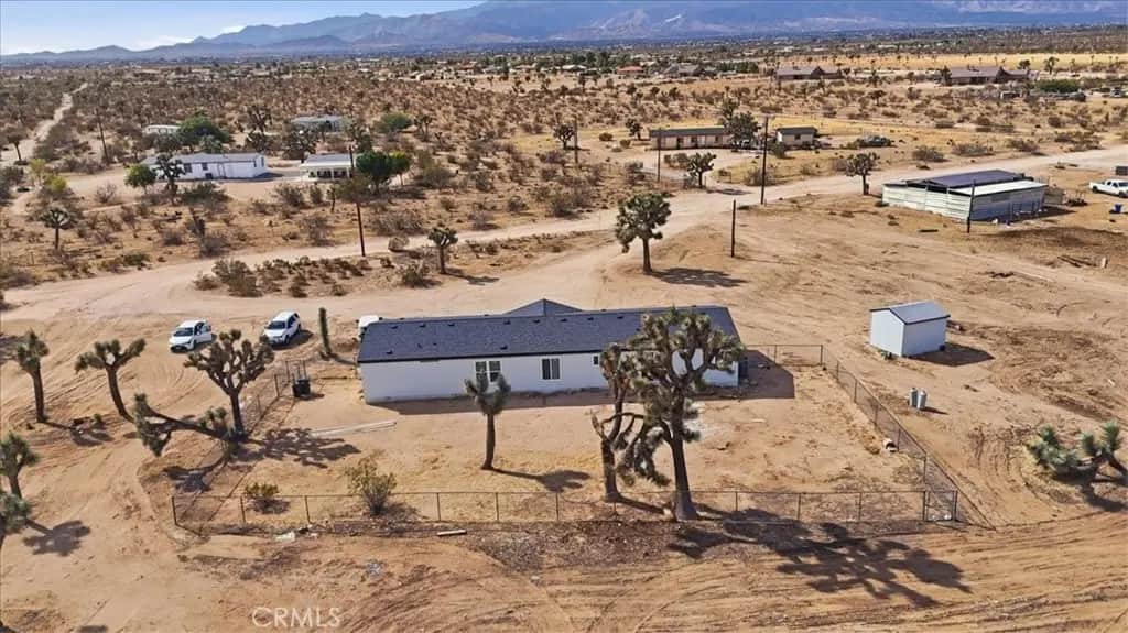 6288 Maricopa, Phelan, CA — listing photo 1