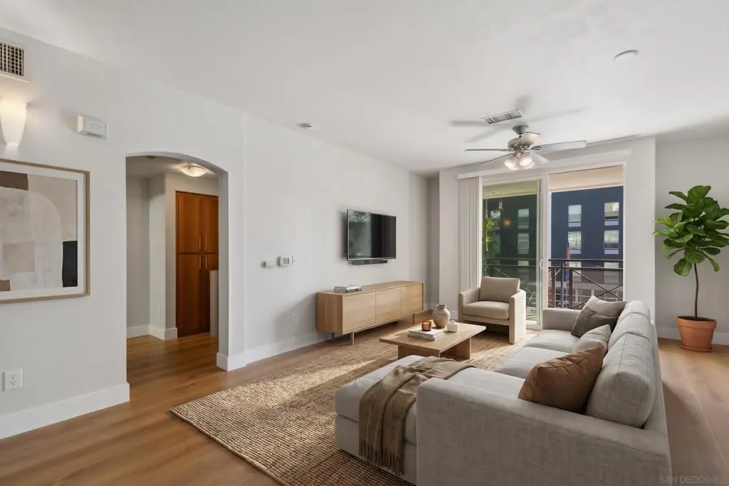 550 Park Blvd 2306, San Diego, CA — listing photo 1