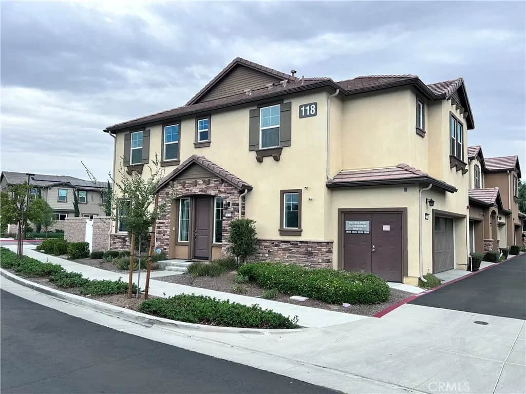 28228 Heirloom Drive, Temecula, CA — listing photo 1