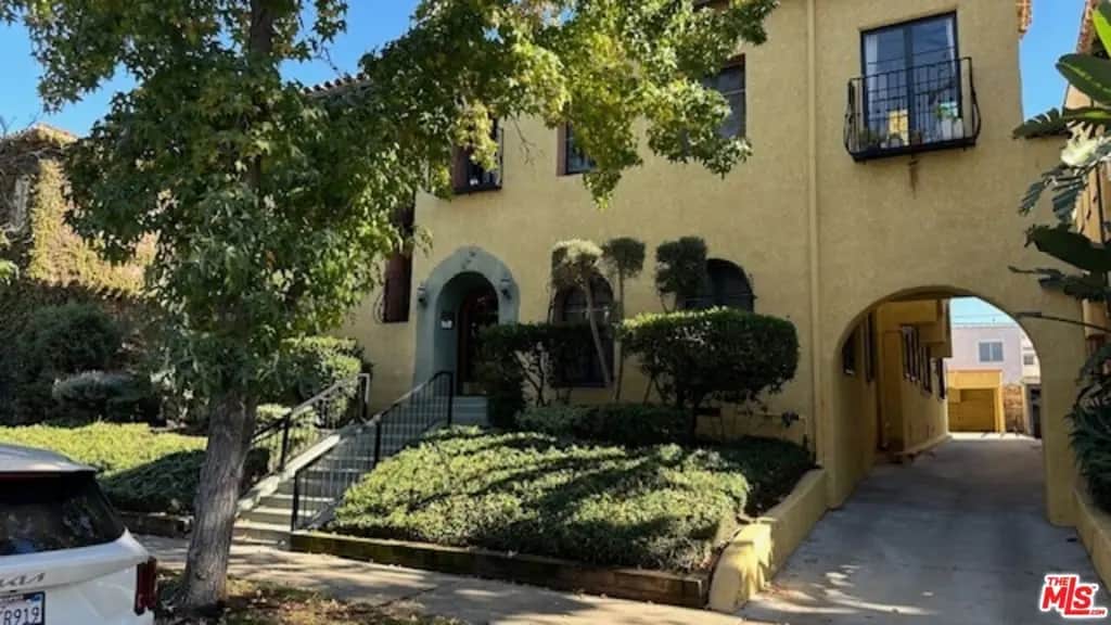 444 N Sycamore Avenue 6, Los Angeles, CA — listing photo 1