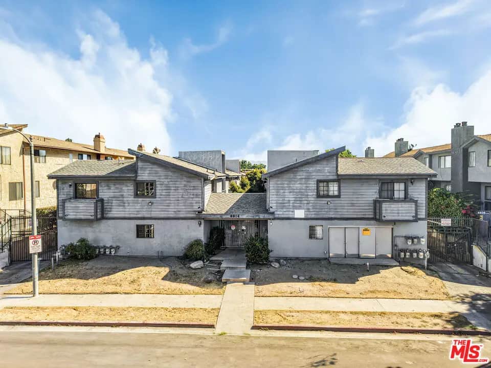 8814 Willis Avenue, Panorama City, CA — listing photo 1