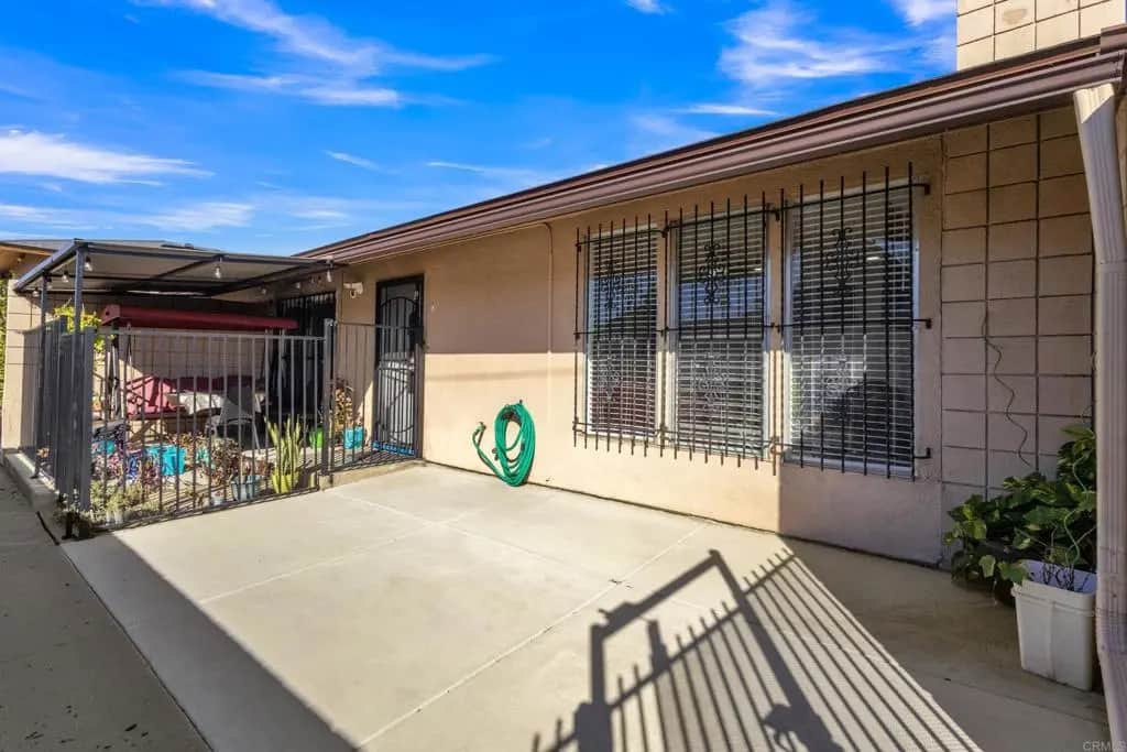 1244 E Madison Ave A, El Cajon, CA — listing photo 1