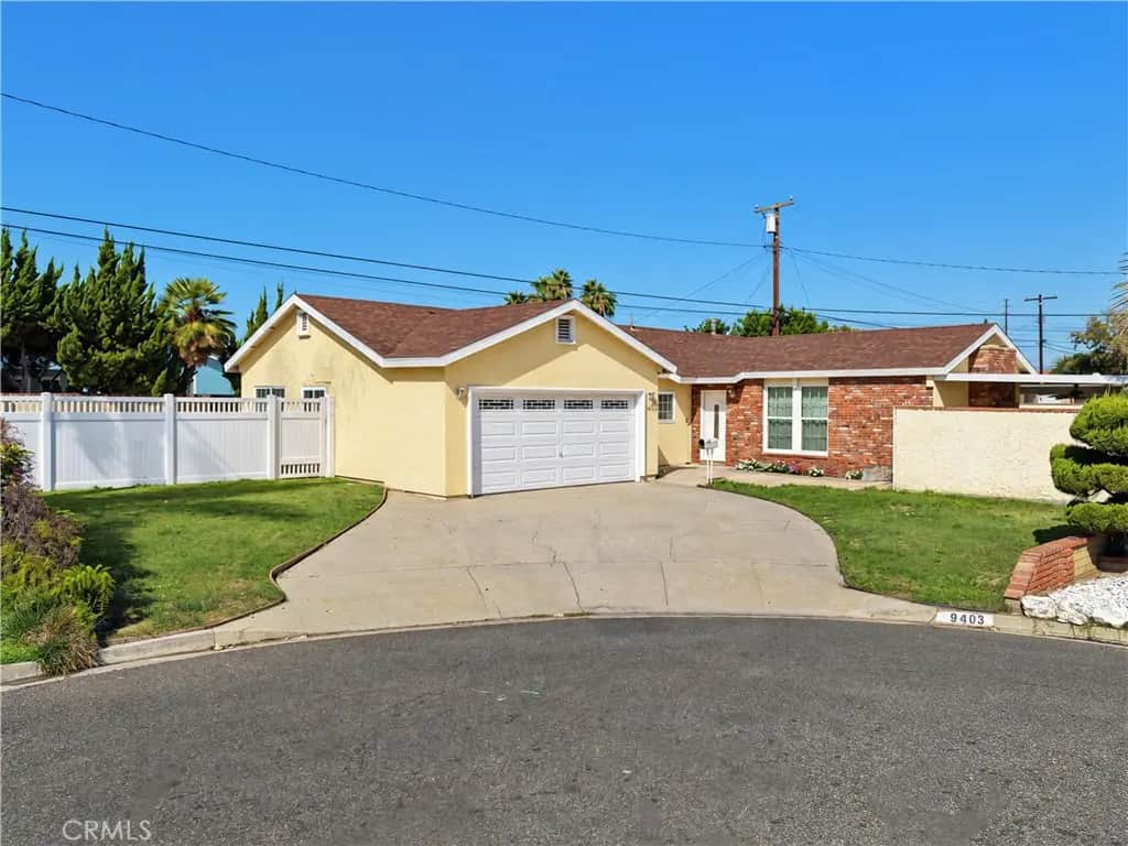 9403 Irwingrove, Downey, CA — listing photo 1