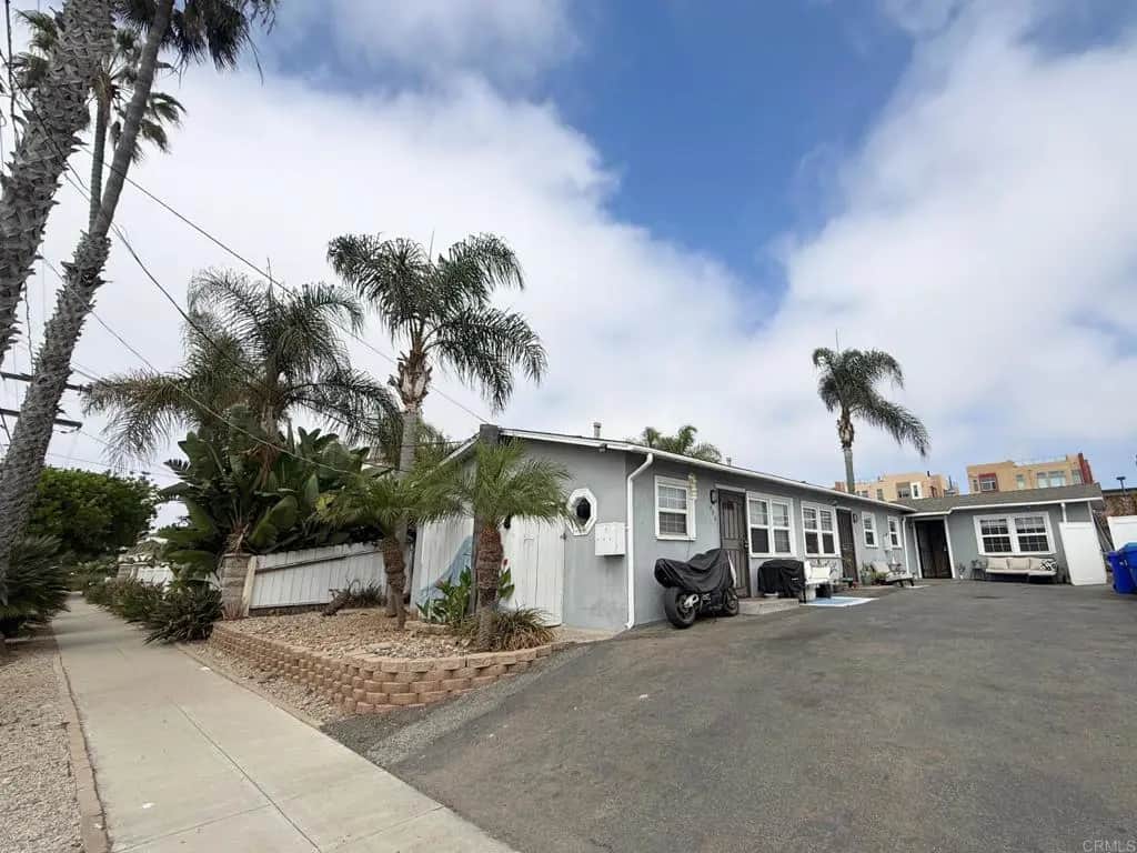 406 8 S Myers Street, Oceanside, CA — listing photo 1