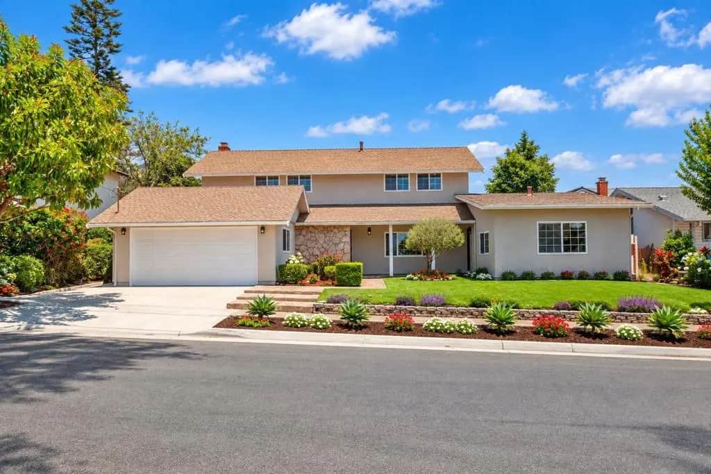 7043 Bobhird, San Diego, CA — listing photo 1