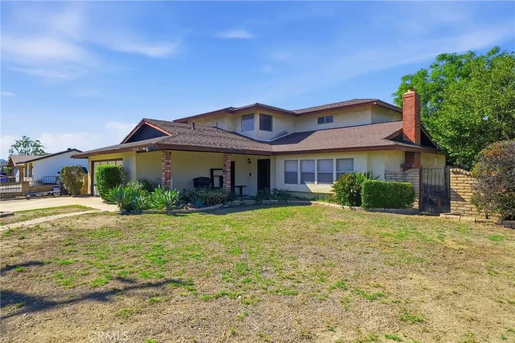 9476 Cypress, Fontana, CA — listing photo 1