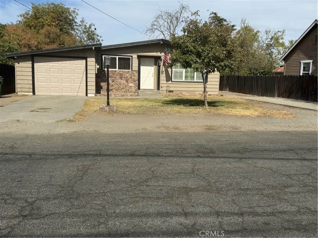 15 E Swift, Orland, CA — listing photo 1
