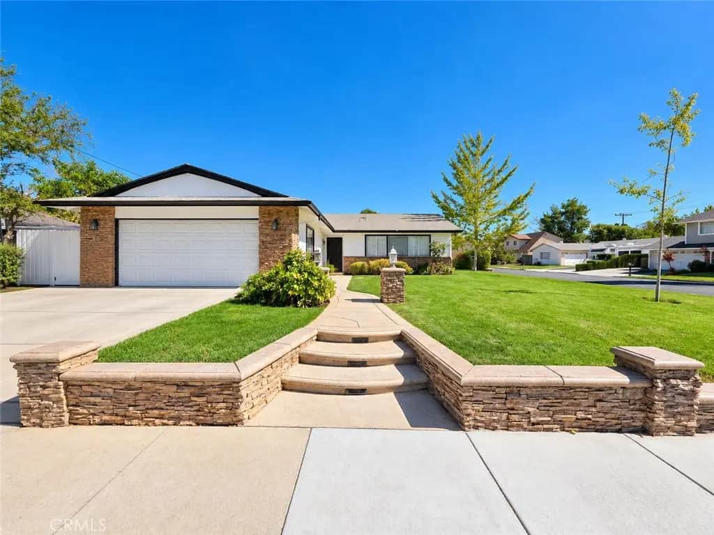 1504 Ysrella, Simi Valley, CA — listing photo 1