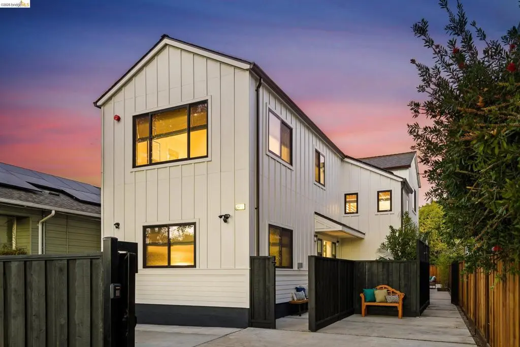 2411 Sixth St, Berkeley, CA — listing photo 1