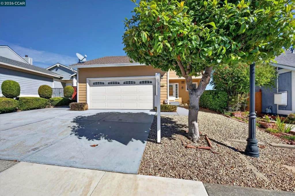 1104 Canterbury, Hercules, CA — listing photo 1