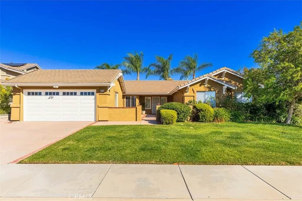 36350 Breitner, Winchester, CA — listing photo 1