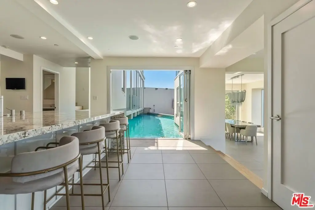 9716 Oak Pass Road, Beverly Hills, CA — listing photo 1