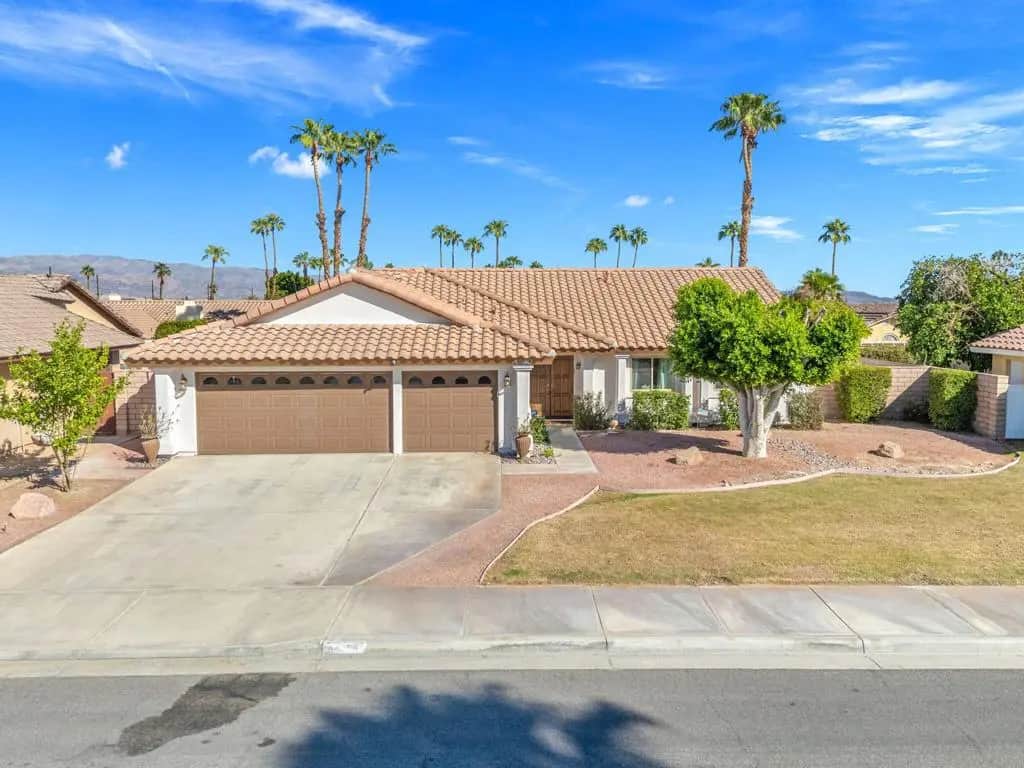 44180 Mariposa Court, La Quinta, CA — listing photo 1