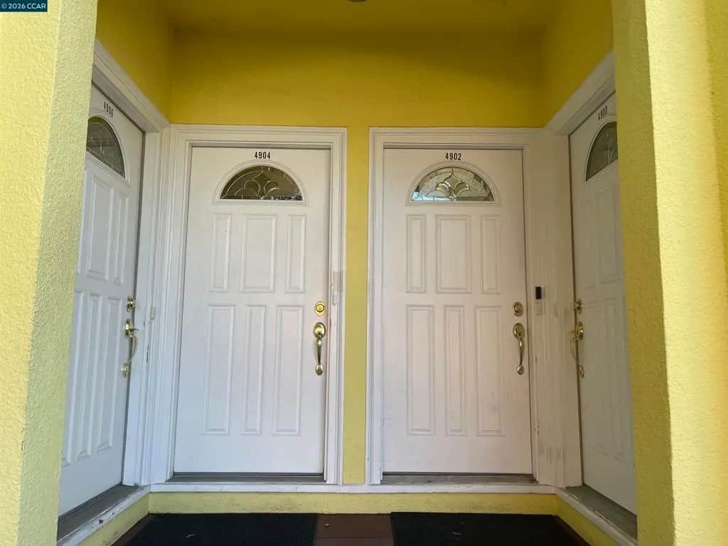 4902 Webster St, Oakland, CA — listing photo 1