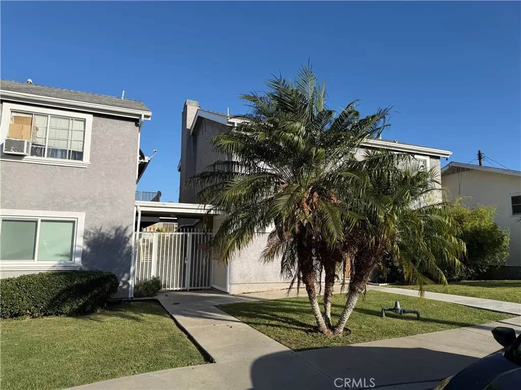 136 N Marshall Court 2, San Pedro, CA — listing photo 1