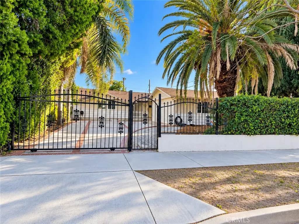 19128 Malden Street, Northridge, CA — listing photo 1