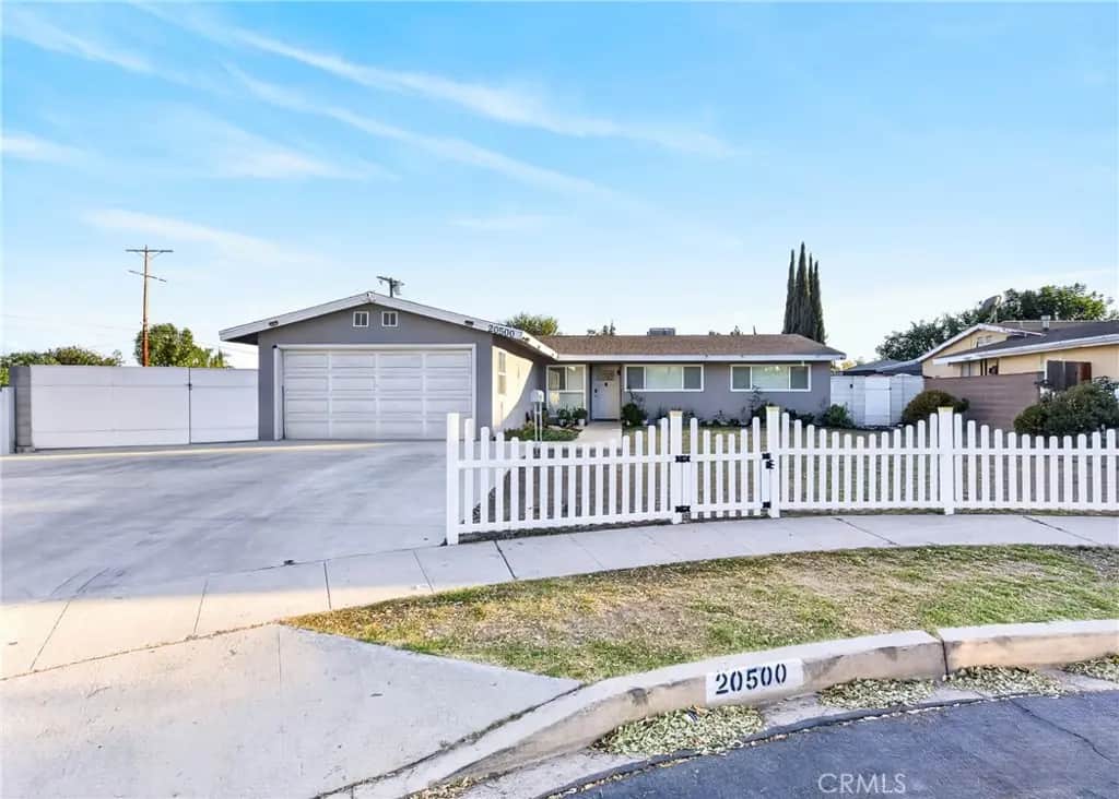 20500 Mandell, Winnetka, CA — listing photo 1