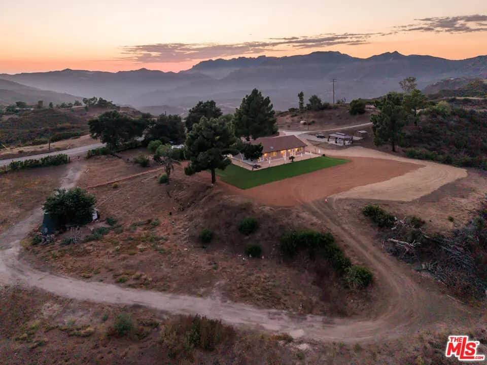 1636 Decker Road, Malibu, CA — listing photo 1