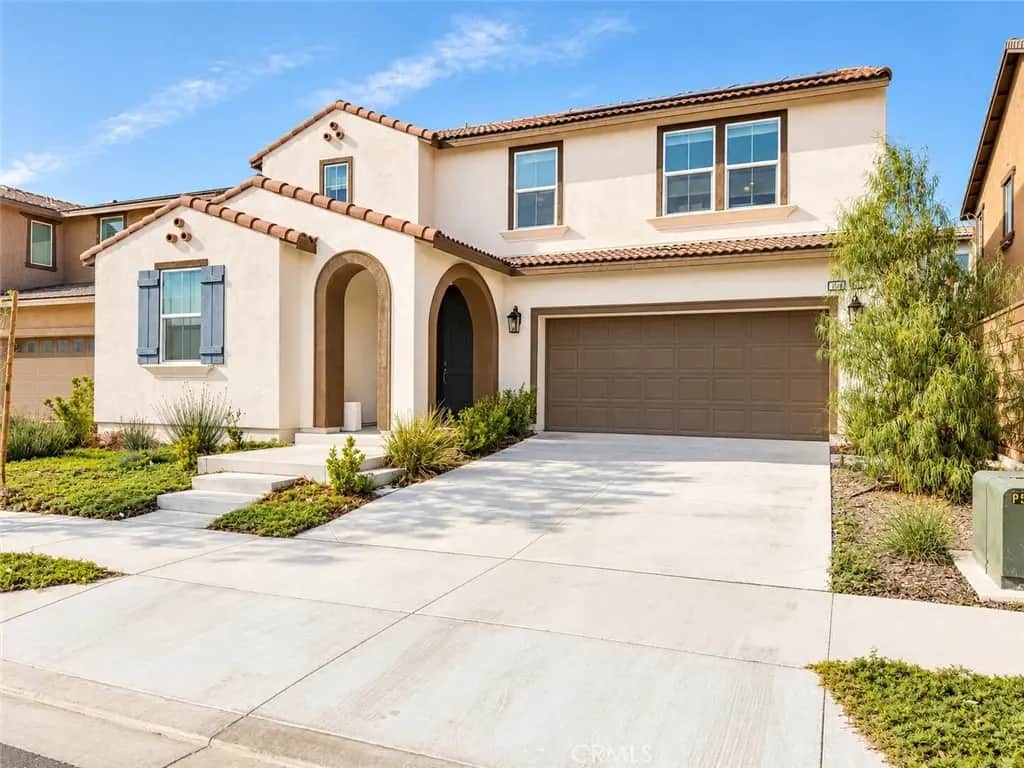 16746 Camphor, Fontana, CA — listing photo 1