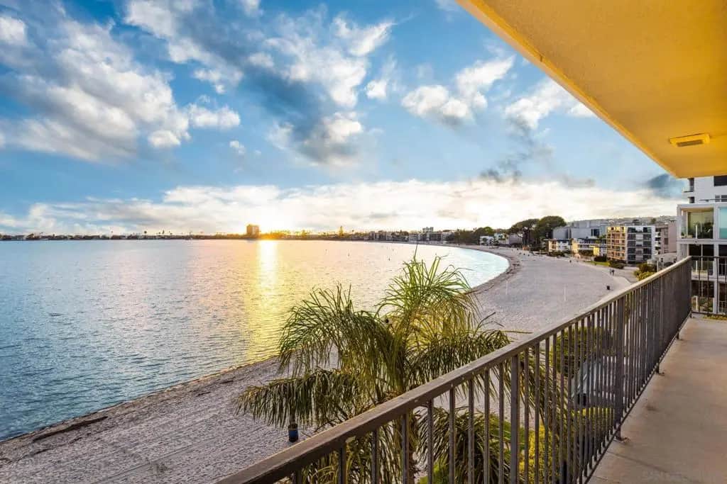 3818 Riviera Dr. 4, San Diego, CA — listing photo 1