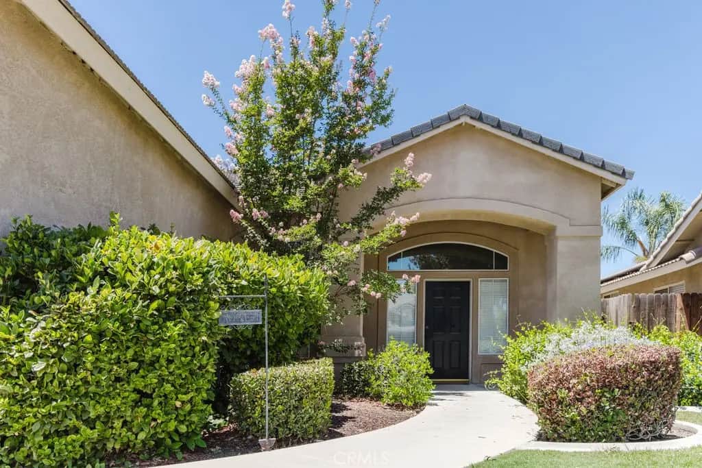 4607 Polo Club Drive, Bakersfield, CA — listing photo 1