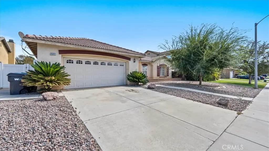 35812 Rhone, Winchester, CA — listing photo 1