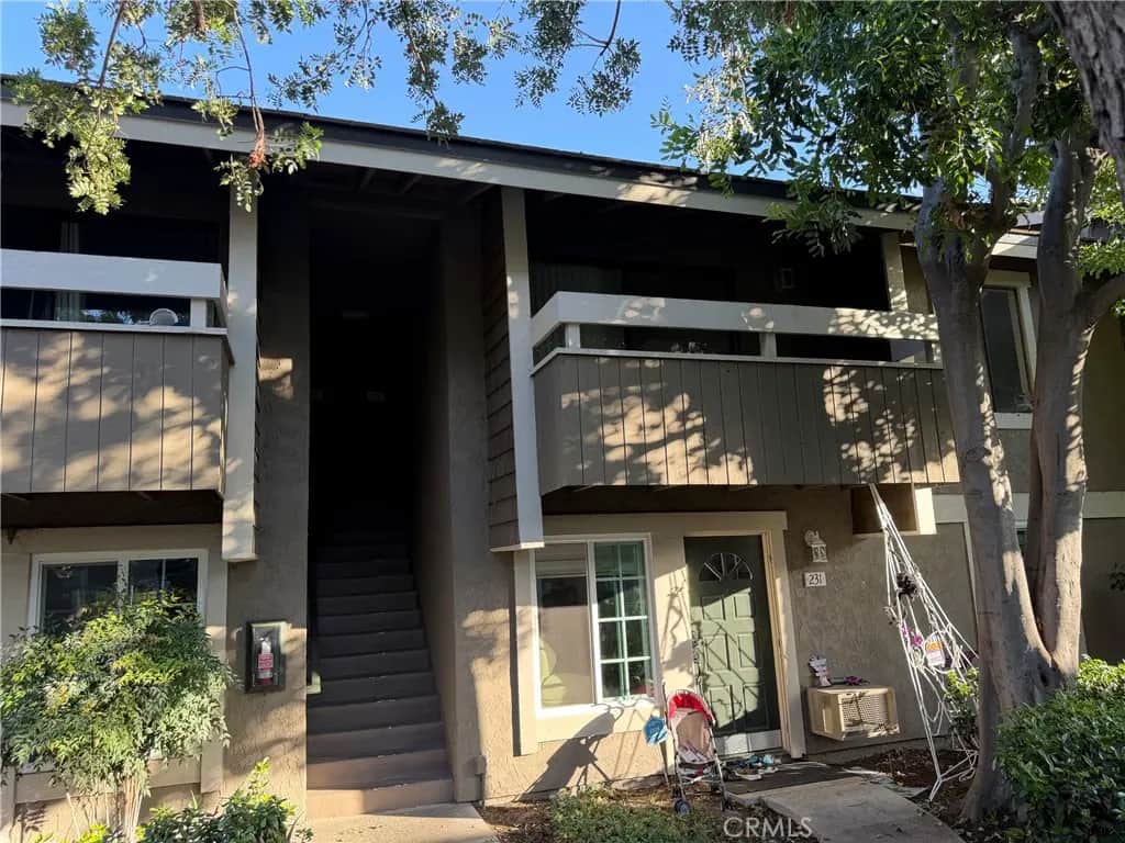 232 Springview, Irvine, CA — listing photo 1