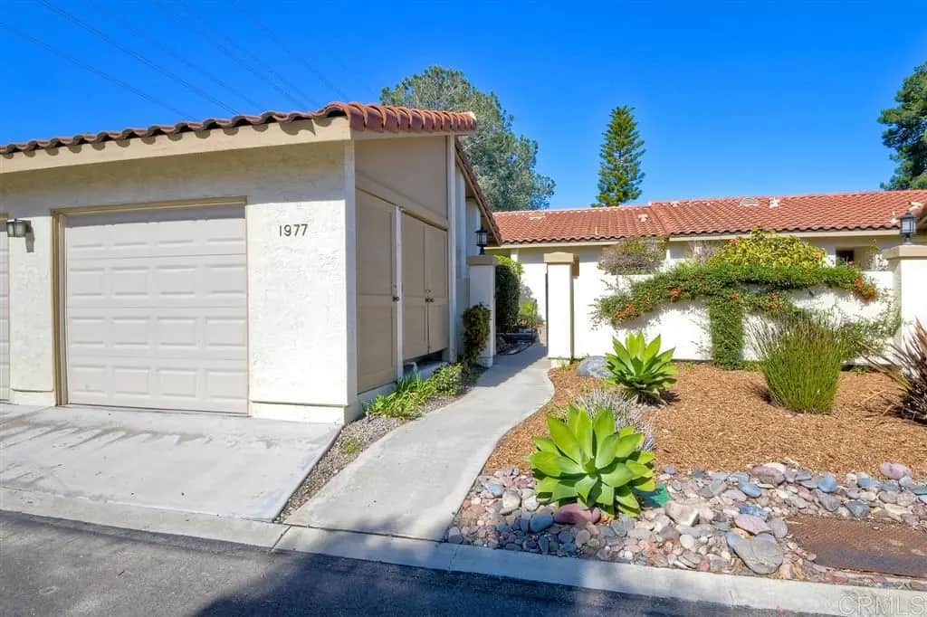 1977 Ursina Place, Encinitas, CA — listing photo 1