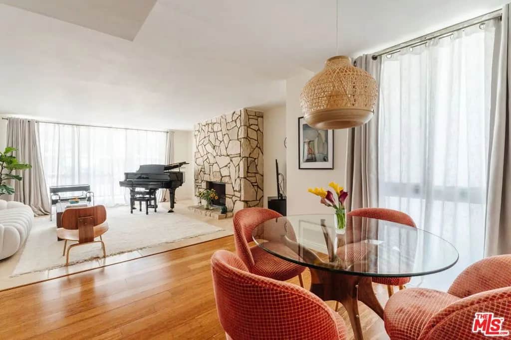 601 E Del Mar Boulevard 204, Pasadena, CA — listing photo 1