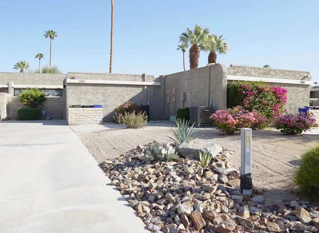 1880 Tamarisk Road, Palm Springs, CA — listing photo 1