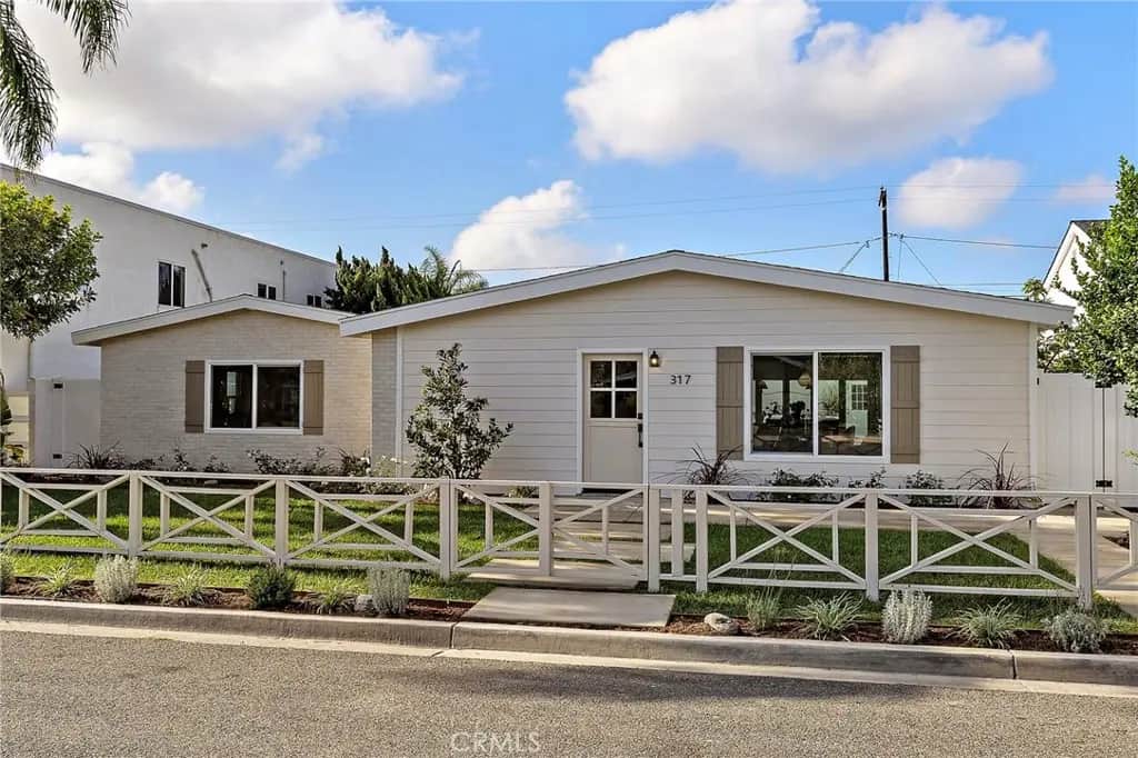 317 Walnut Street, Costa Mesa, CA — listing photo 1