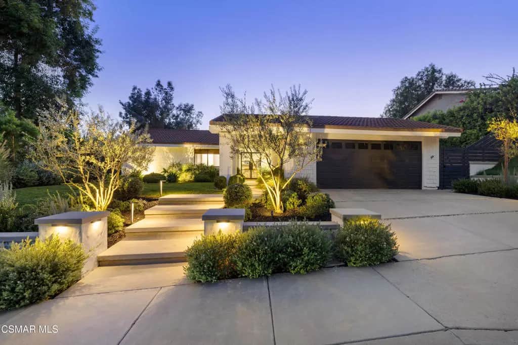 1501 Valecroft Avenue, Westlake Village, CA — listing photo 1