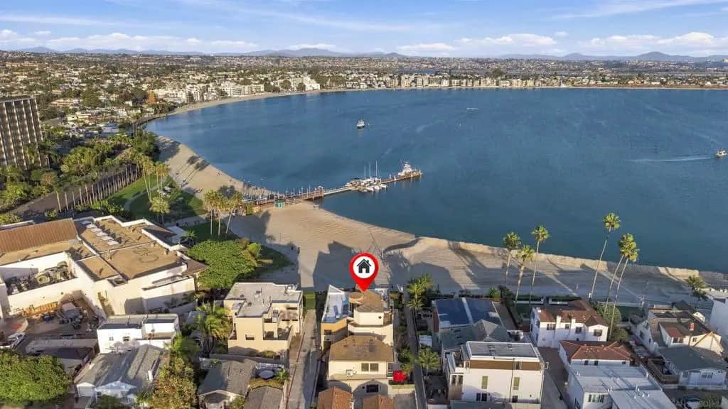 3958 60 Bayside Walk, San Diego, CA — listing photo 1