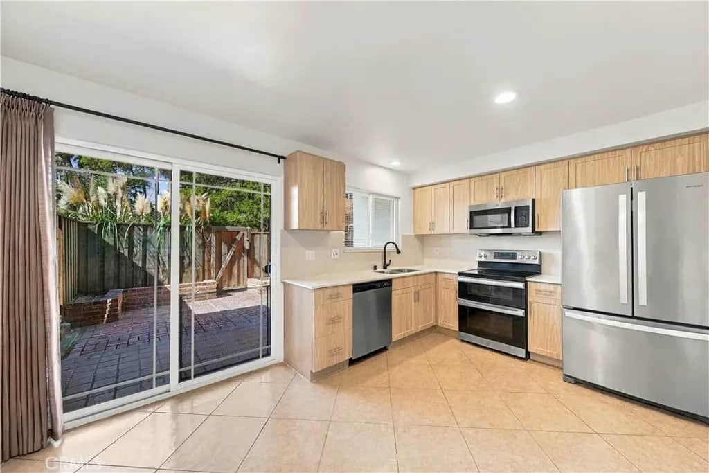 5314 Lake Lindero, Agoura Hills, CA — listing photo 1
