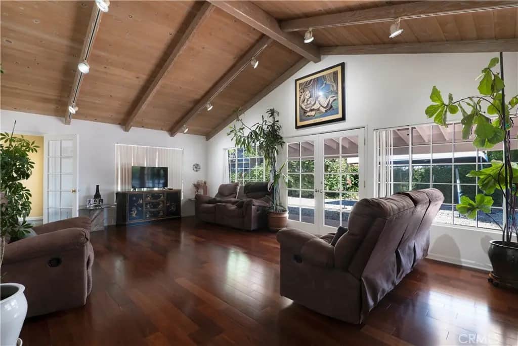8644 Jellico, Sherwood Forest, CA — listing photo 1