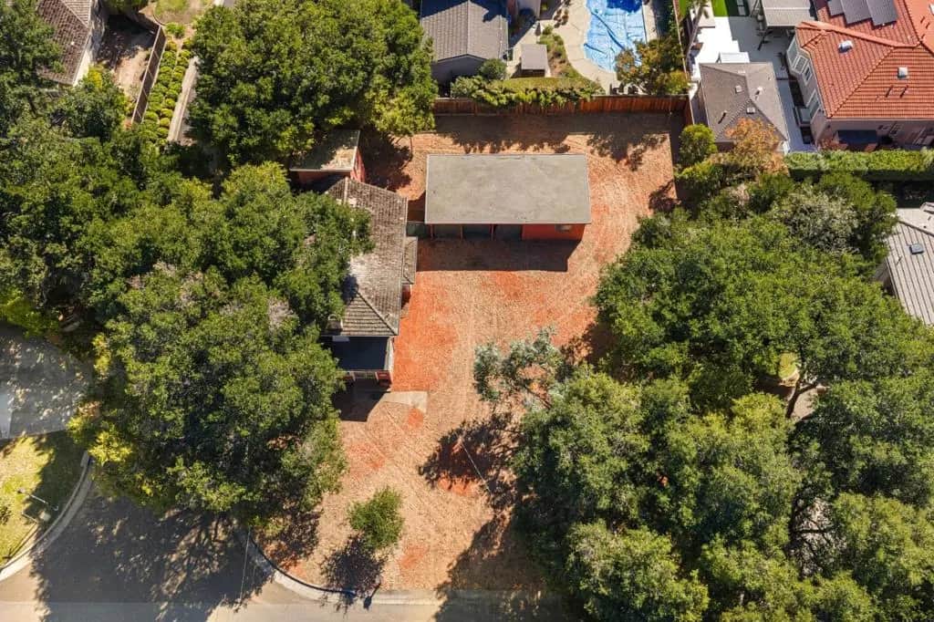 1390 Marinovich Way, Los Altos, CA — listing photo 1