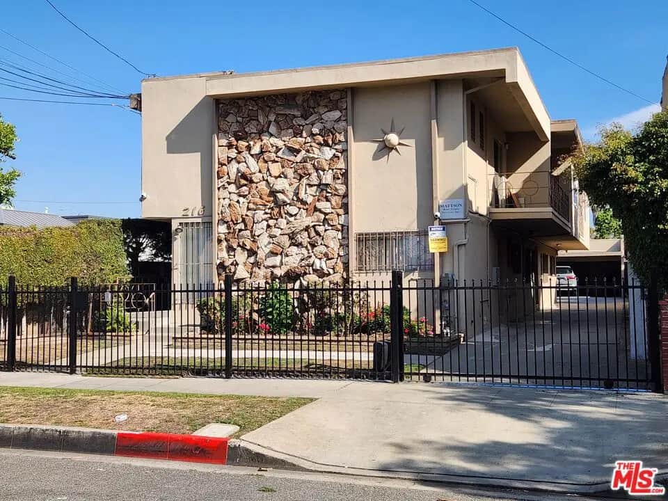 216 S Inglewood Avenue 4, Inglewood, CA — listing photo 1