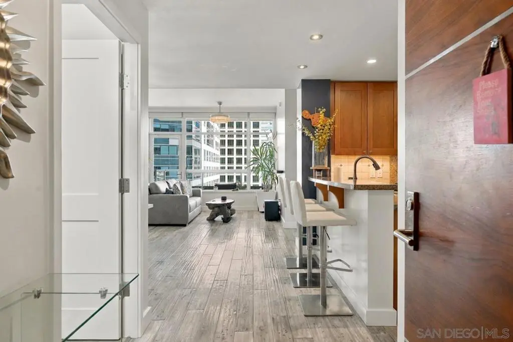 700 W E 1305, San Diego, CA — listing photo 1