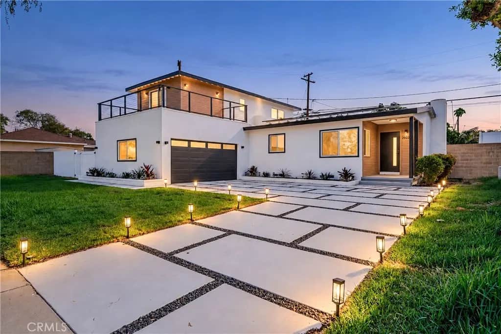 2922 Radnor, Long Beach, CA — listing photo 1