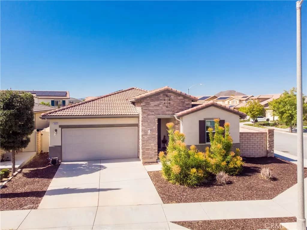 30039 Old Mill Road, Menifee, CA — listing photo 1