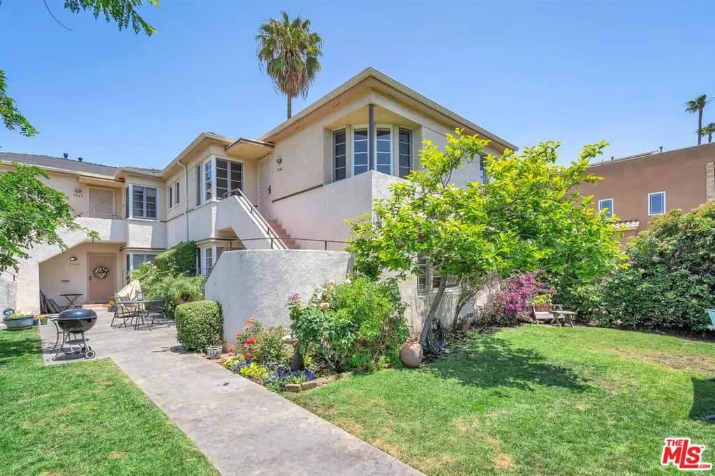 1540 S Holt Avenue, Los Angeles, CA — listing photo 1