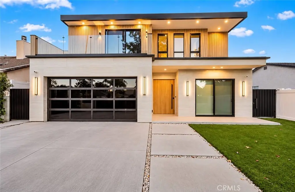 5028 Lindley, Encino, CA — listing photo 1