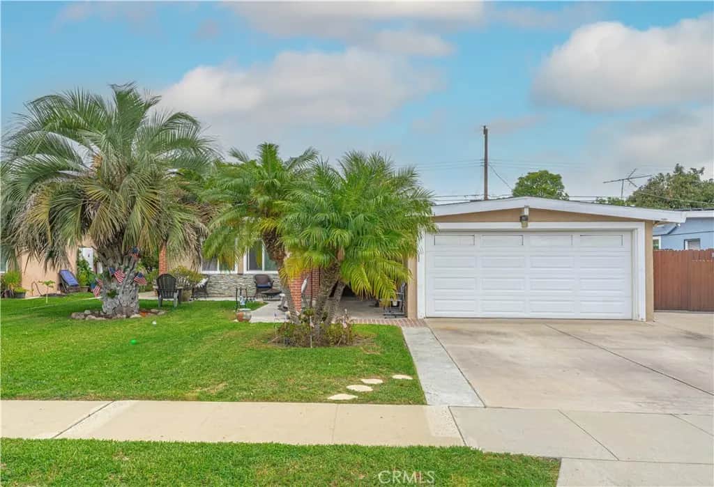 2333 S Shelton Street, Santa Ana, CA — listing photo 1