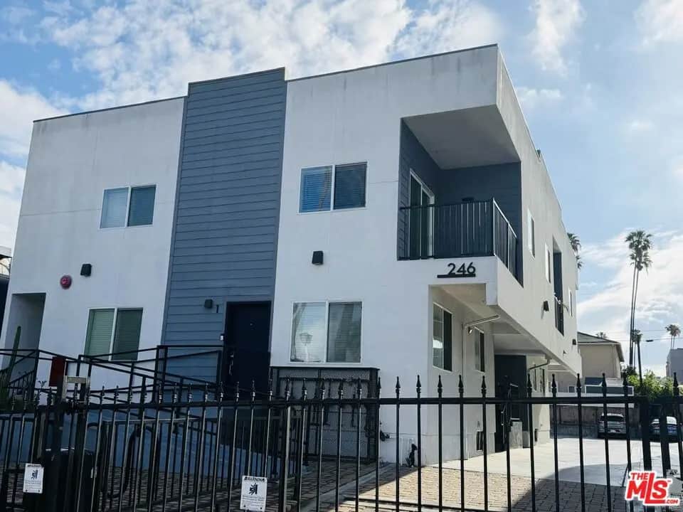 246 N Catalina Street 3, Los Angeles, CA — listing photo 1