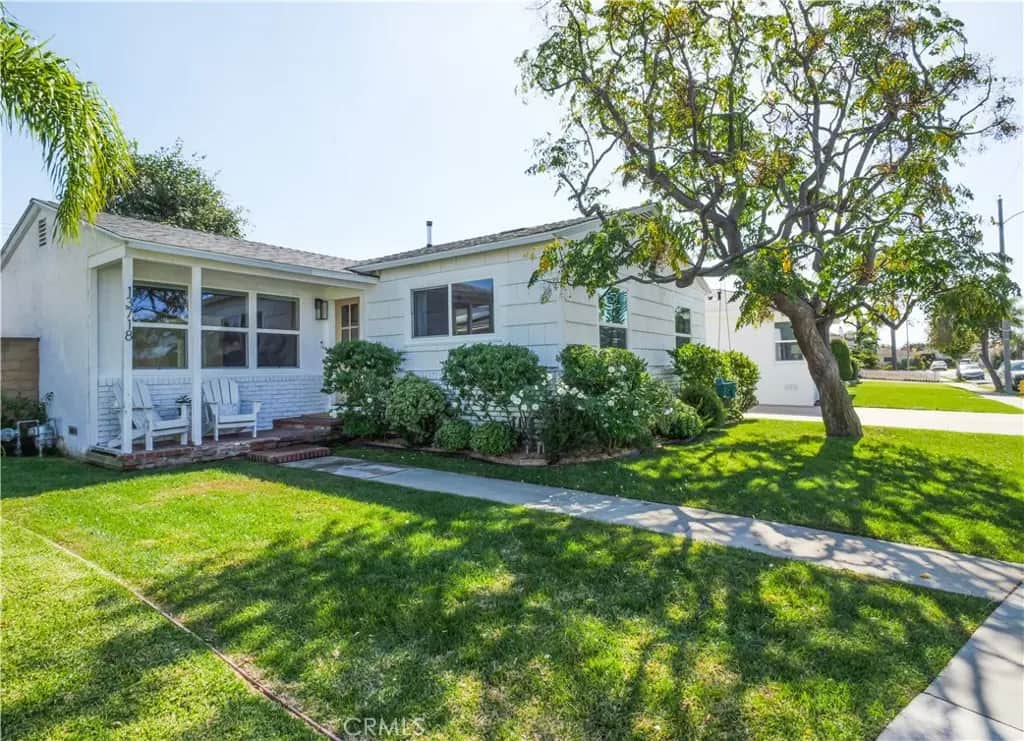 13718 Grider, Hawthorne, CA — listing photo 1